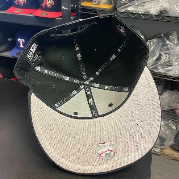 NEW ERA - MLB Baseball Hat - Los Angeles Dodgers 9FIFTY Snapback Cap - Black - Picture 3 of 4